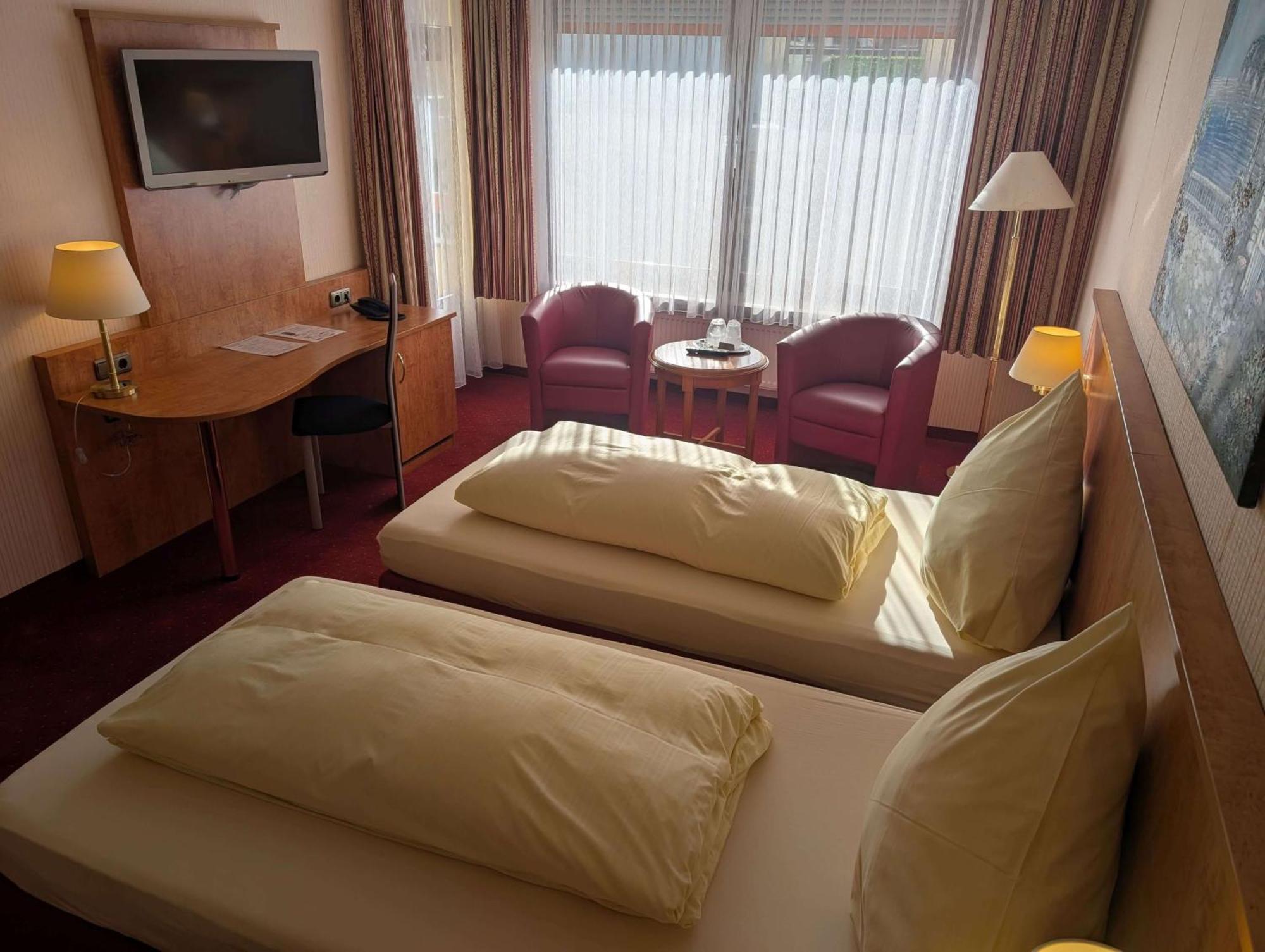 Stadthotel Augsburg Ngoại thất bức ảnh