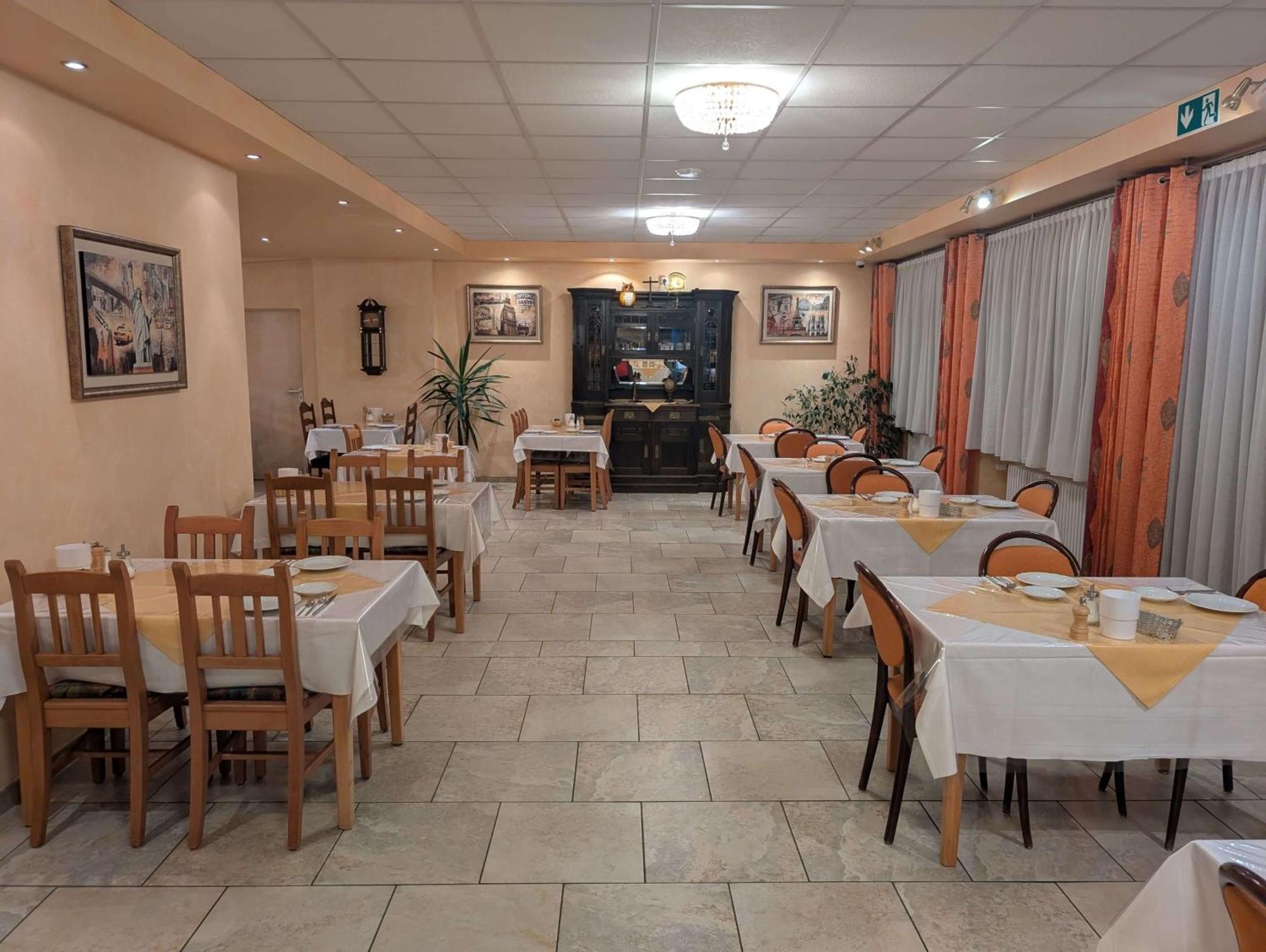 Stadthotel Augsburg Ngoại thất bức ảnh