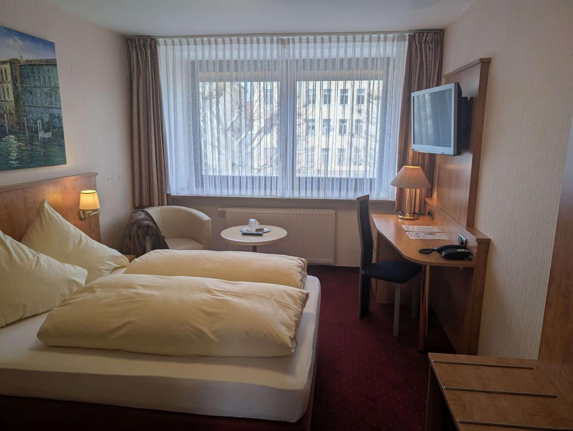 Stadthotel Augsburg Ngoại thất bức ảnh